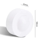 Kép 2/9 - Távirányítós szekrény lámpa, (6 db-os) elemes éjszakai fény készlet (2 távirányító + 3 fehér fény + 3 meleg fény)